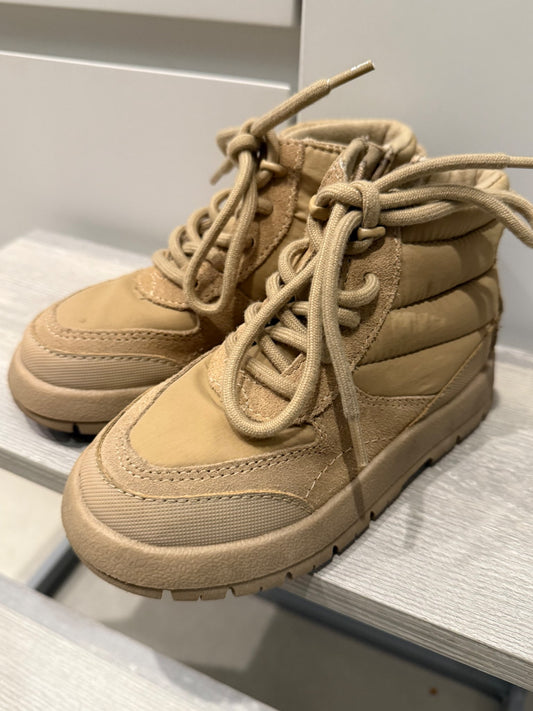 Zara shoes/boots 9T, Shoes 9 (Toddler:2-4yr)