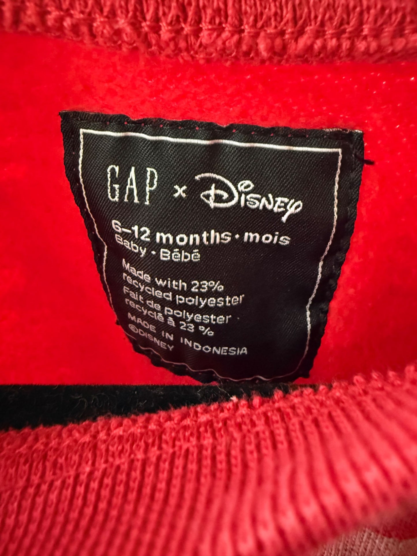 Red Disney/Gap Set (6-12 mos) Retail: $50, Kids 12 Month (9-12M)