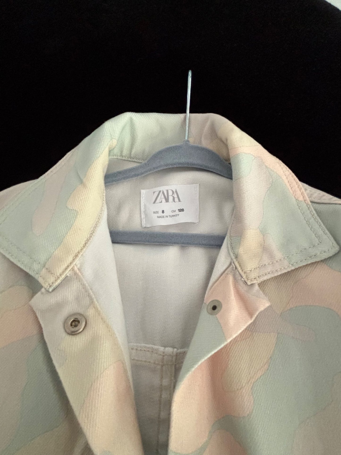 Oversized pastel camo jean jacket - size 8, Kids 8