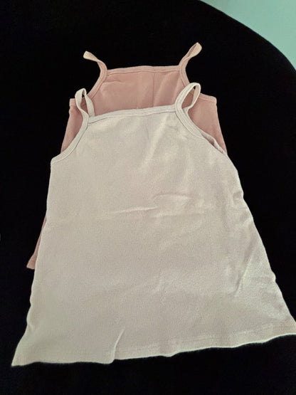 Field Day - size 7-8 ribbed tanks x2, Kids 7