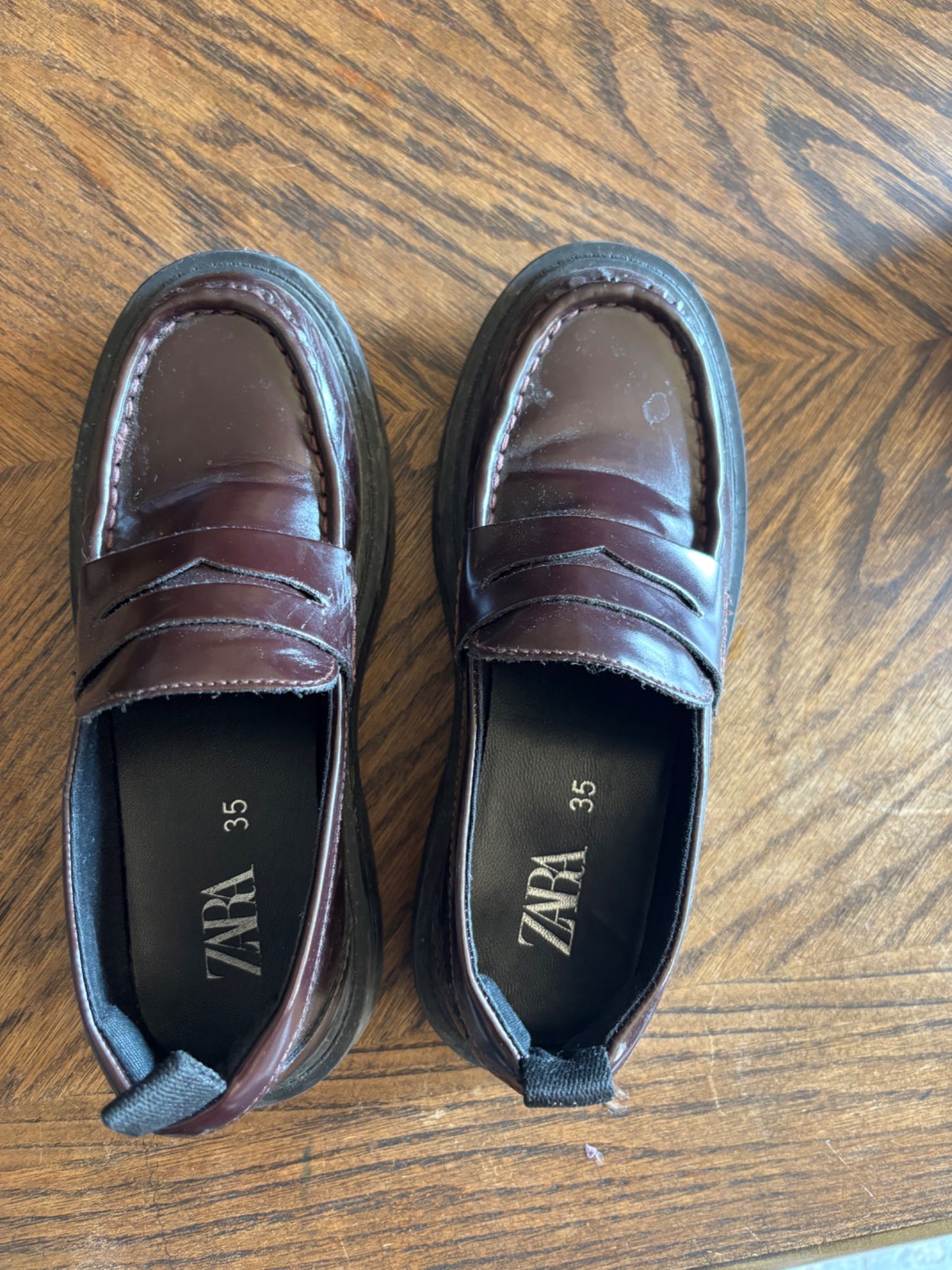 Zara Loafers - Girls Burgundy, Shoes 3 (Kids:4-8yr)