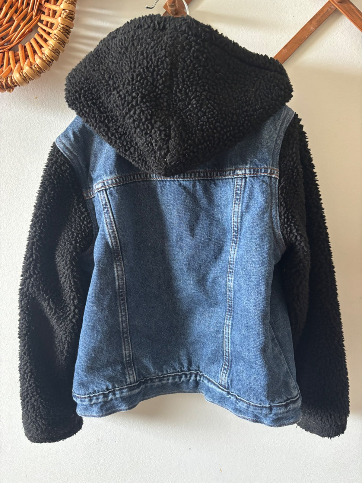 Gap size 8 Sherpa lined half jean jacket, Kids 8