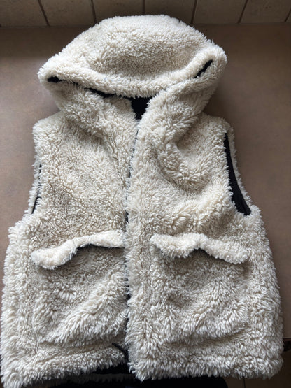 Fuzzy Zara Vest, Kids 8