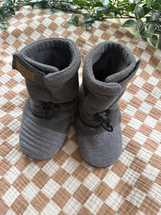 Jan & Jul booties, Shoes 6 (Walkers:12-24 mth)