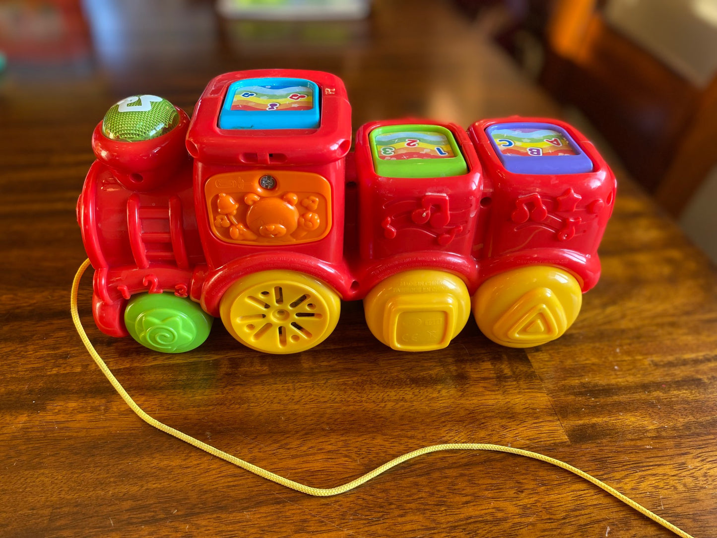 Vtech Roll & Surprise Animal Train with sounds