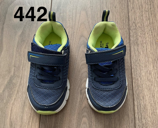 Navy Athletic Works Runners Size 6, Shoes 6 (Walkers:12-24 mth)
