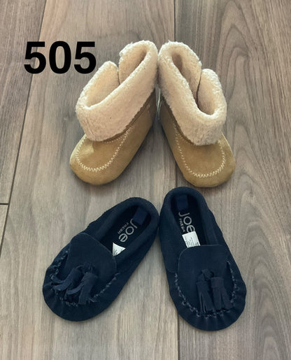 Baby Slippers and Slipper Boots Size 3/4, Shoes 3 (Baby: 0-12 mth)