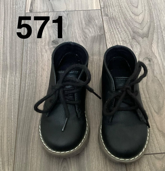 Boys Dress Boots Size 8, Shoes 8 (Toddler:2-4yr)