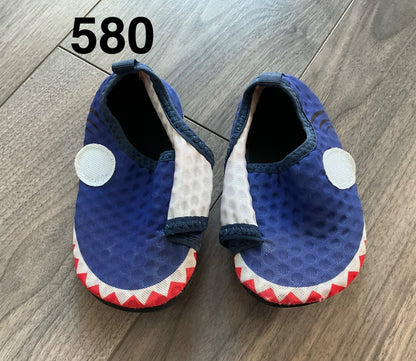 Shark Water Shoes 5/6, Shoes 5 (Walkers:12-24 mth)