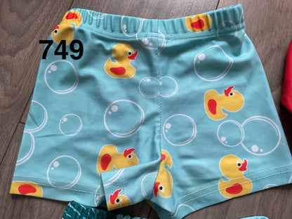 Boys Swimwear, 2 Longsleeve Swim Shirts and 2 Swim Shorts Size 2/3T, Kids 2T