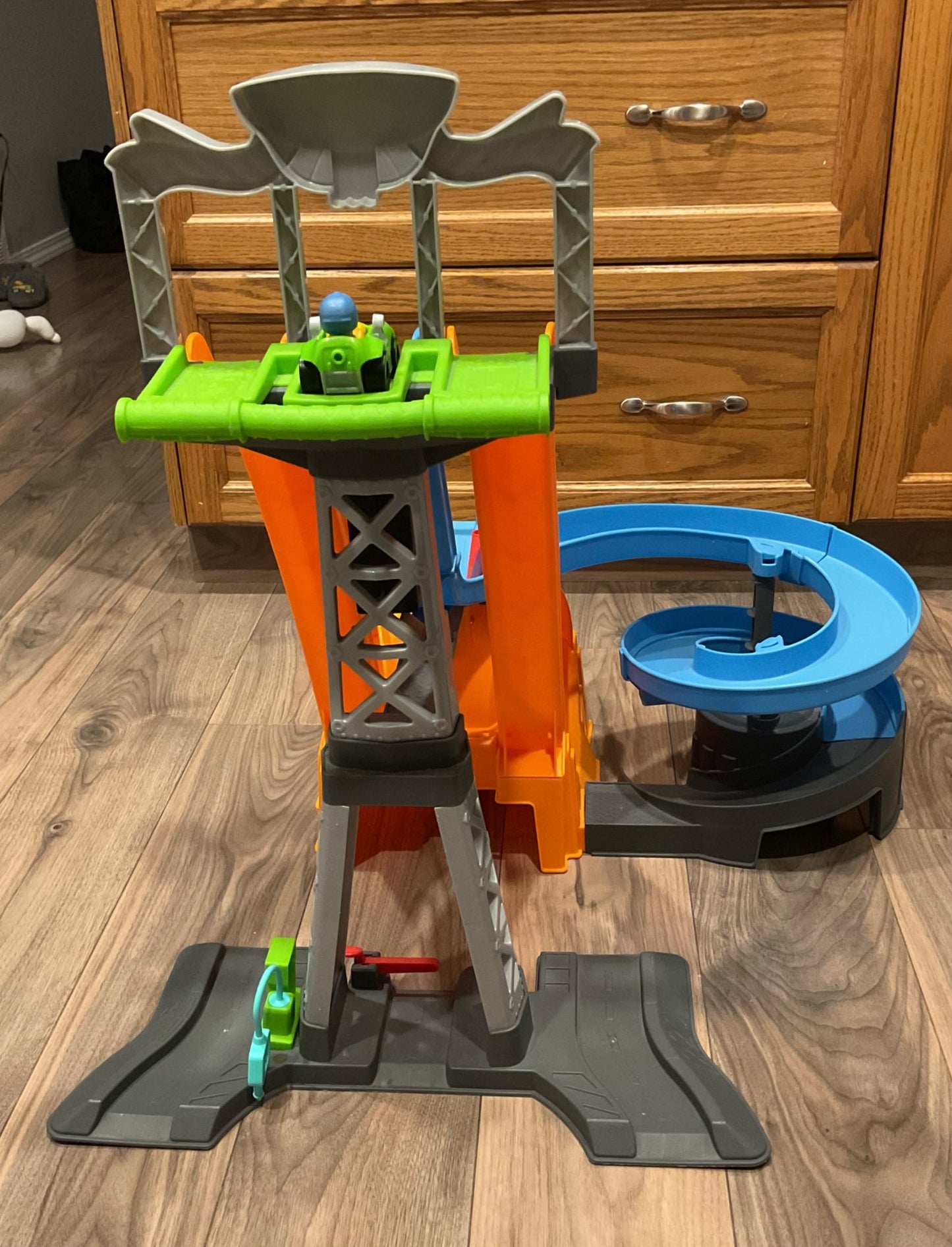 Hot Wheels Racing Loops Tower
