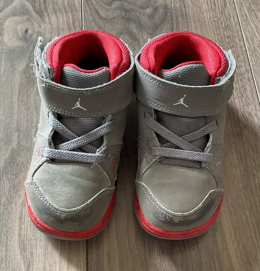 Toddler Boys Nike Hightop Size 8, Shoes 8 (Toddler:2-4yr)