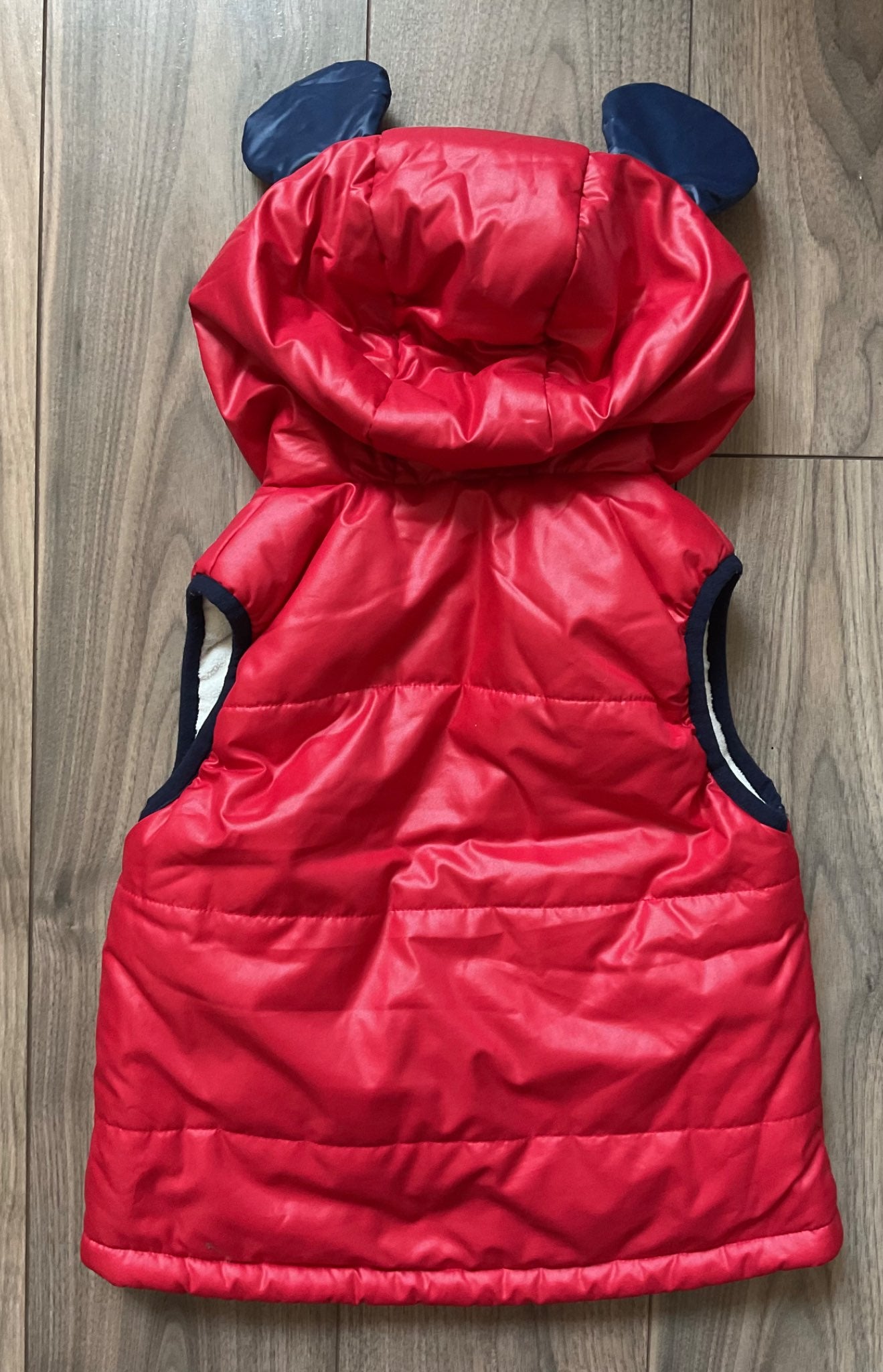 Mickey Mouse Puffer Vest Size 4, Kids 4/4T