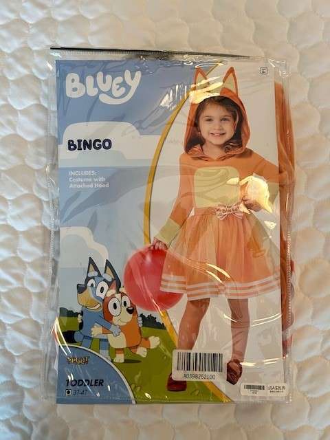 BNIB Bluey (Bingo) Costume (3-4T); Retails: $39.99 USD, Kids 3T