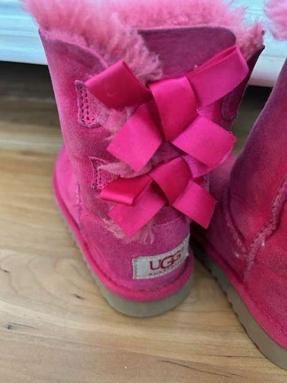 VGUC UGG Pink Ribbon (Toddler Size 8 - FITS 7-7.5) Booties; Retails: $140.00, Shoes 8 (Toddler:2-4yr)