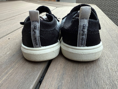 Stride Rite Aseel Boys shoes size 6; MSRP $50, Shoes 6 (Walkers:12-24 mth)
