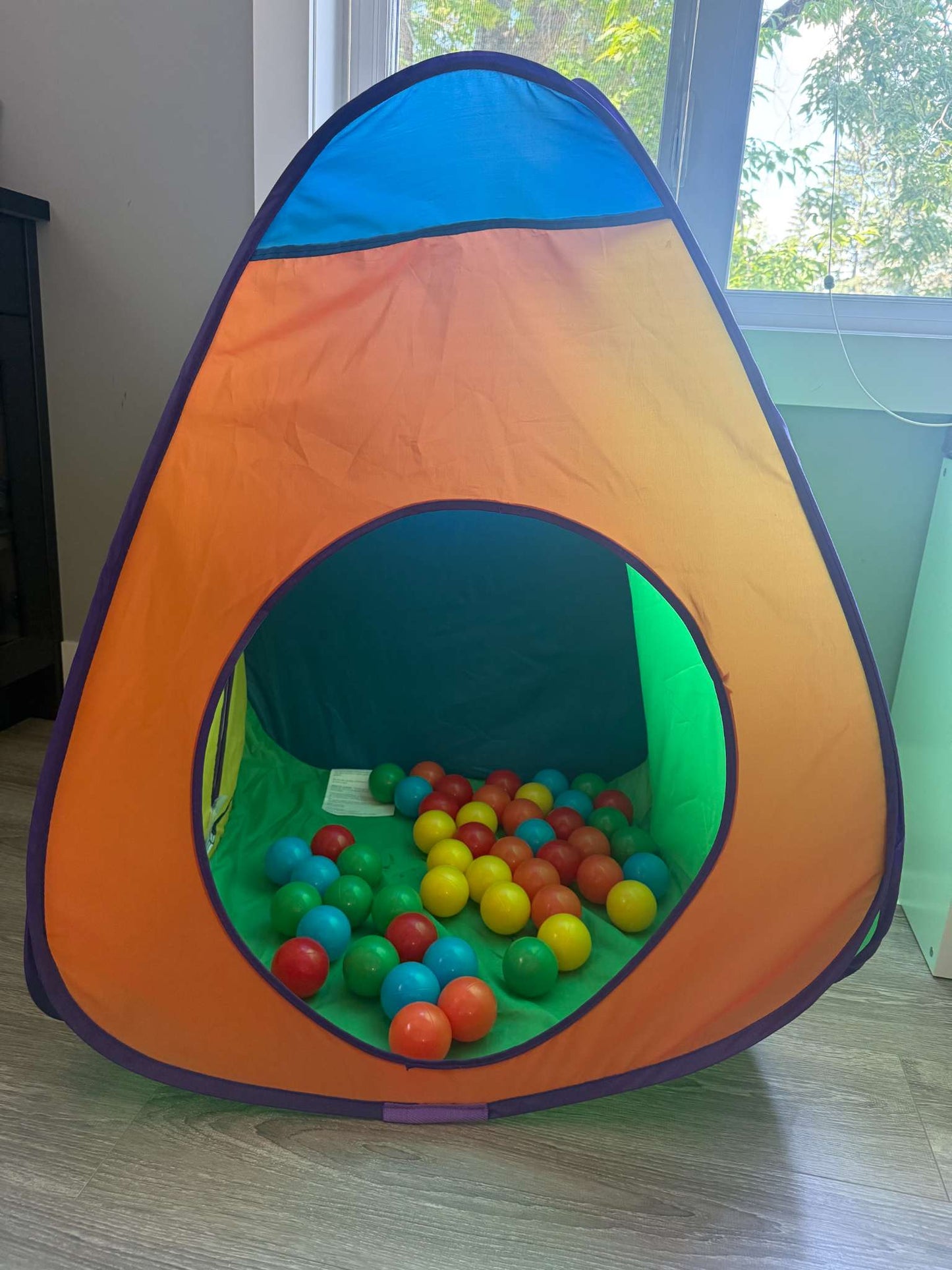 Pop-up Play Tent/Ball Pit