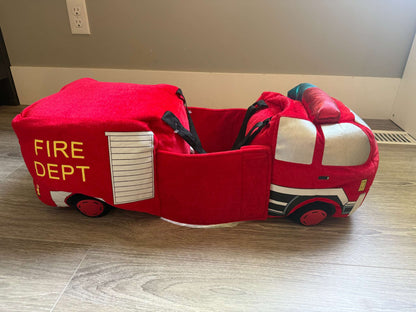 Fire Truck costume *one light not working*, Kids 3T
