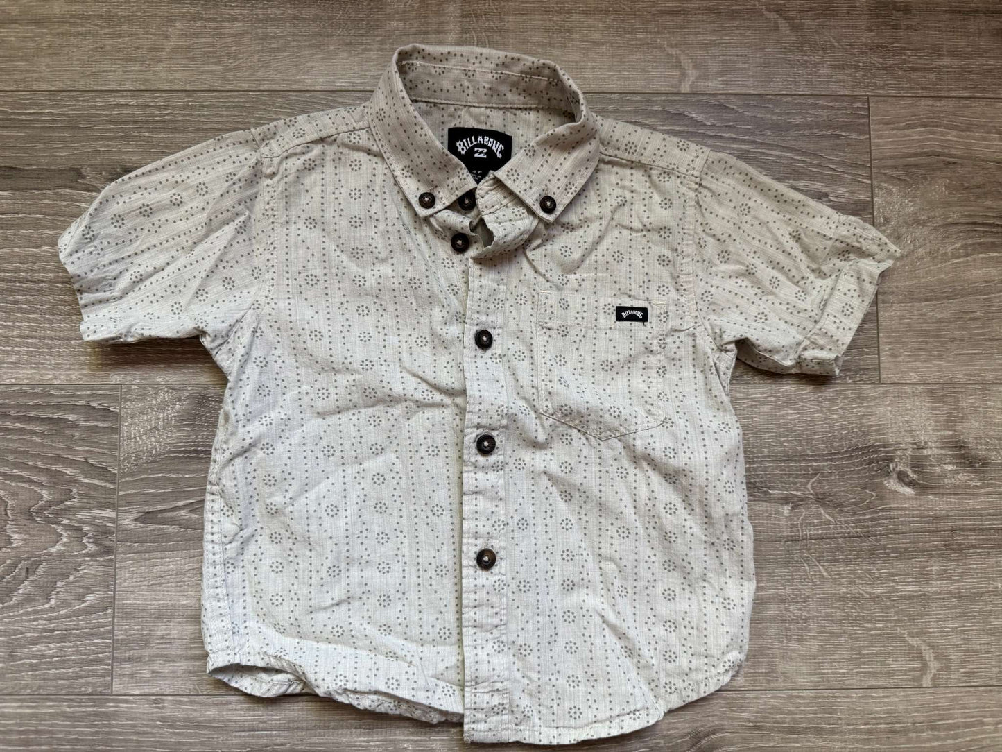 Billabong Button Up size 2T, Kids 2T