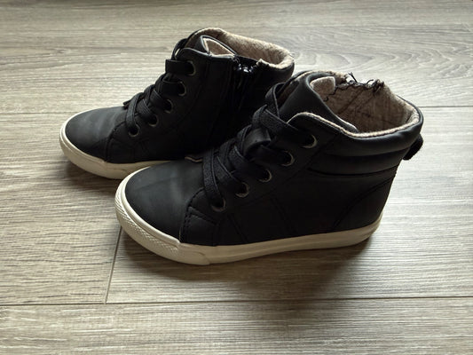 Cat & Jack high-top shoes size 8, Shoes 8 (Toddler:2-4yr)
