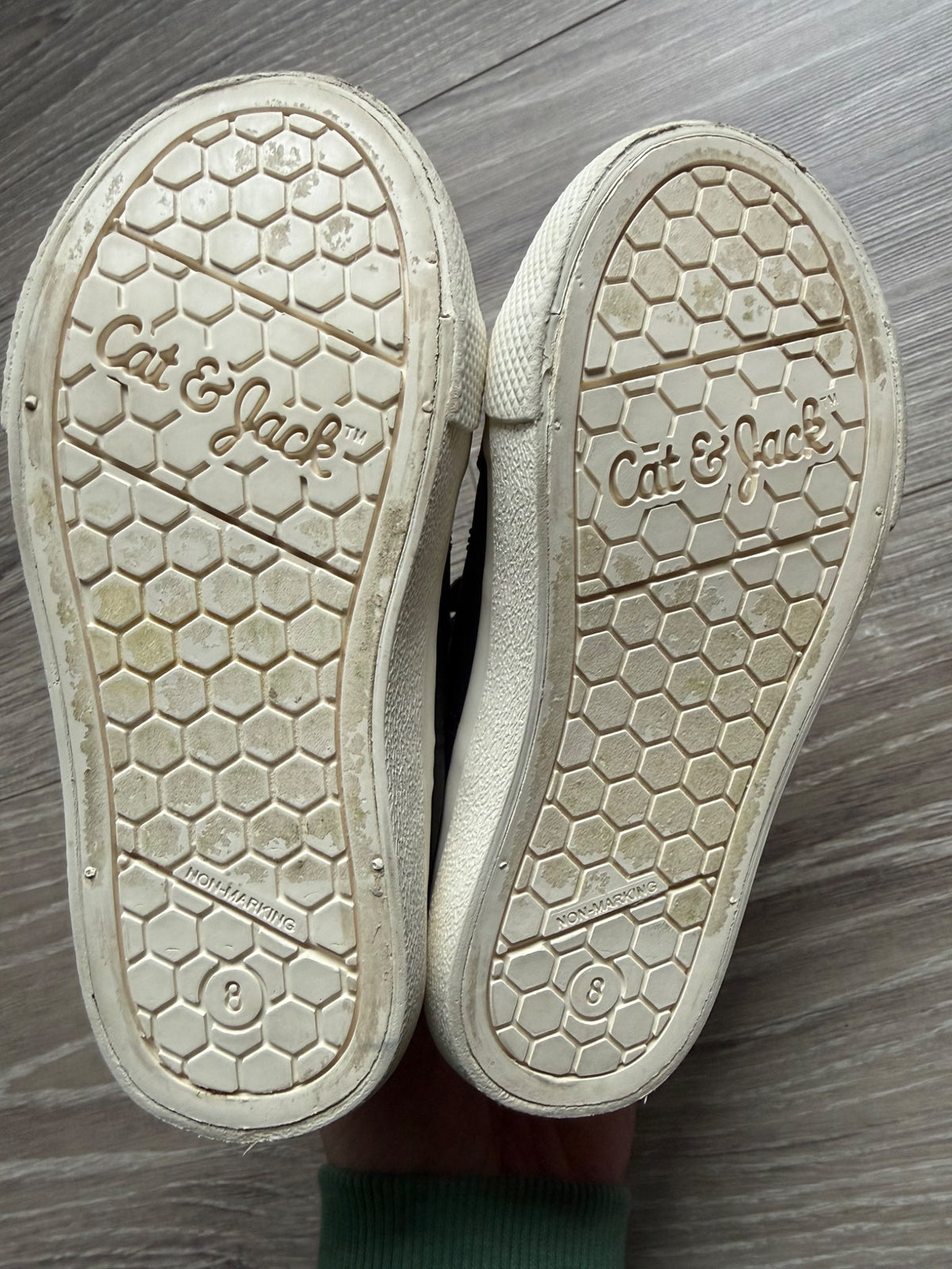Cat & Jack high-top shoes size 8, Shoes 8 (Toddler:2-4yr)