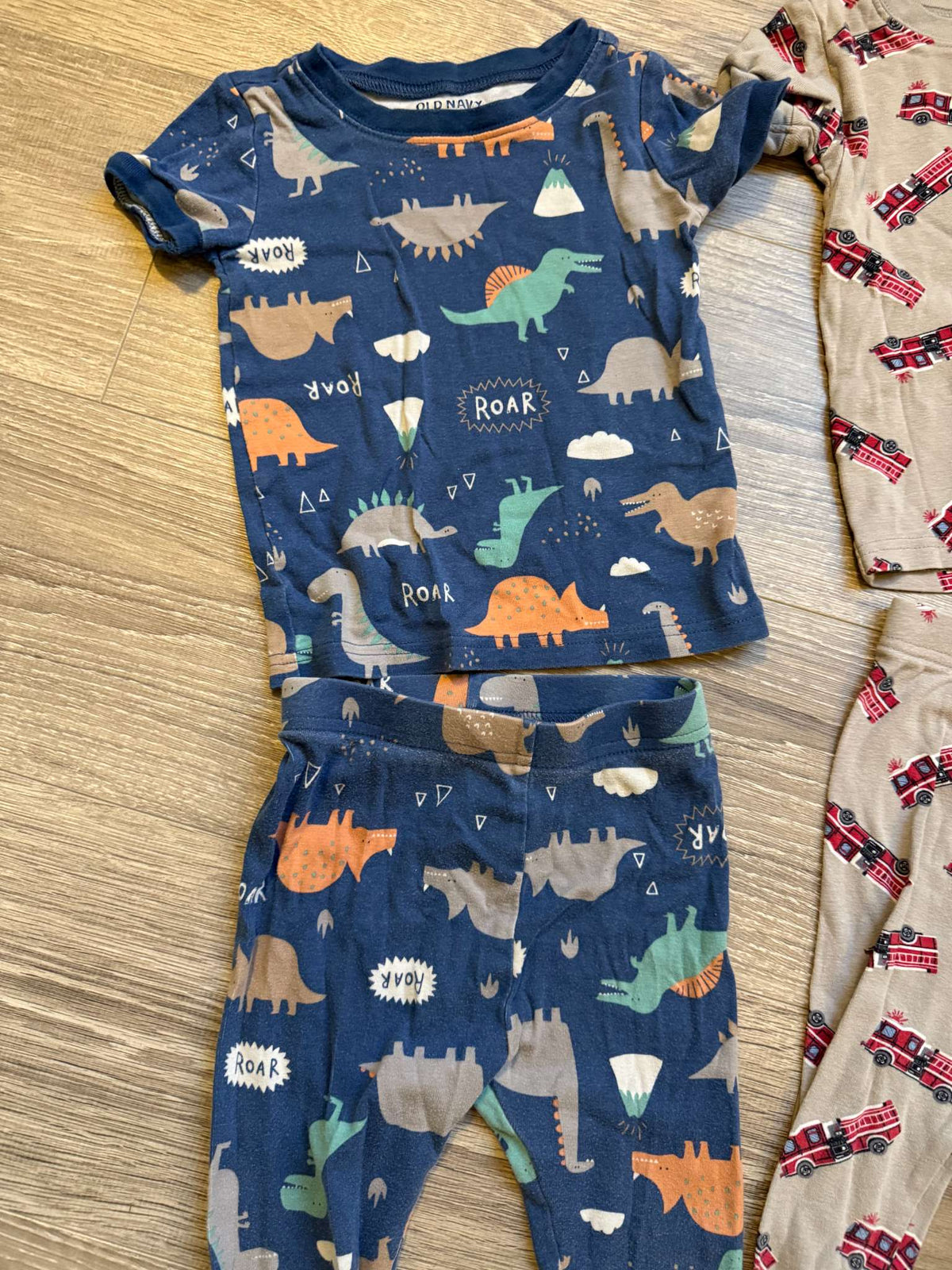 Old Navy t-shirt PJ bundle size 3T, Kids 3T