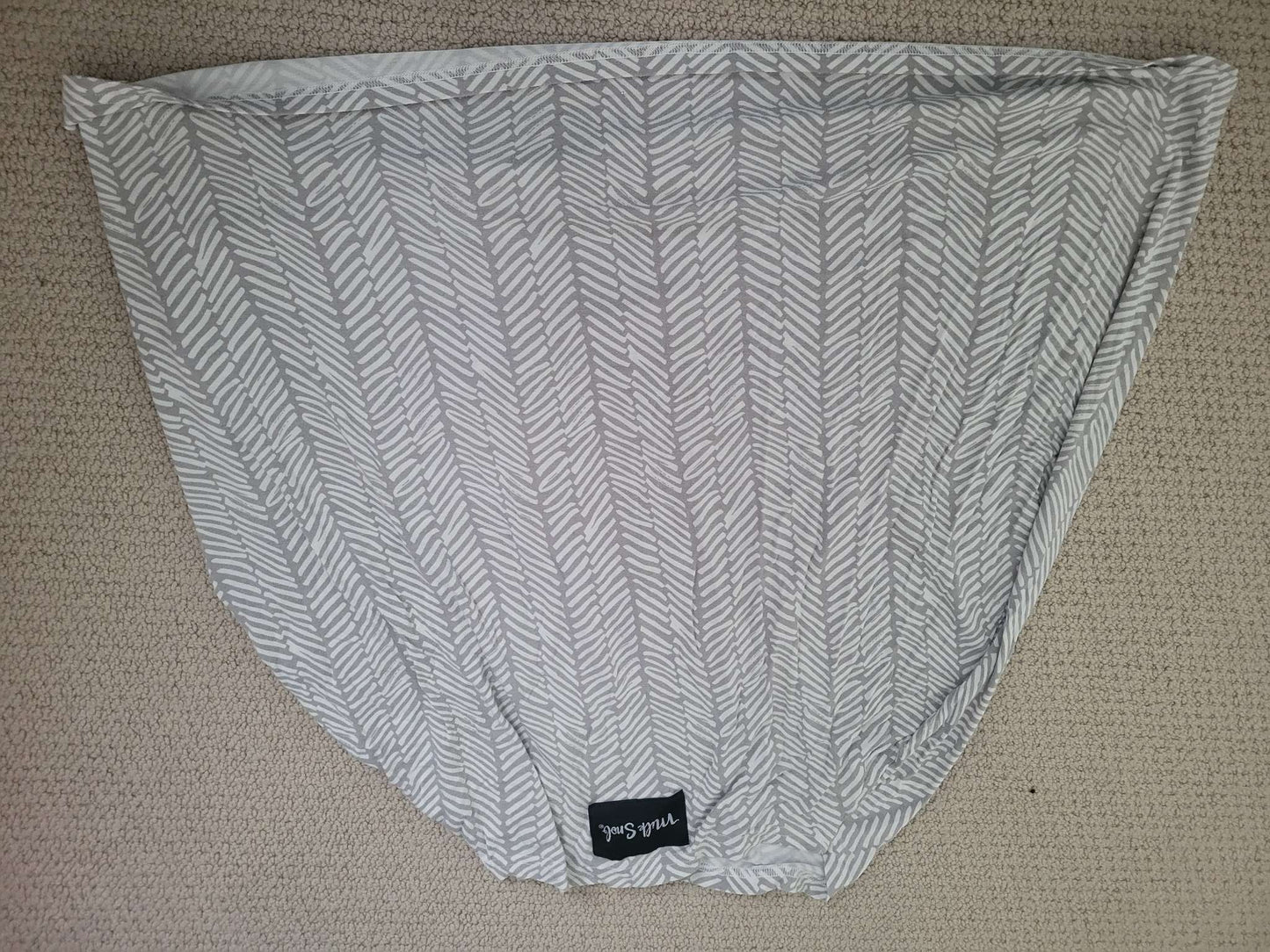 Milk snob nursing cover