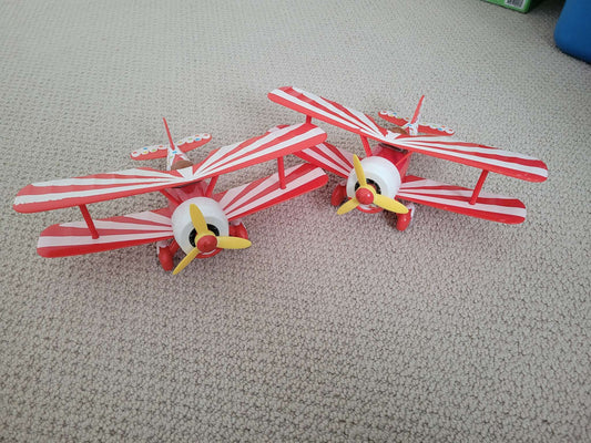 Toy airplanes