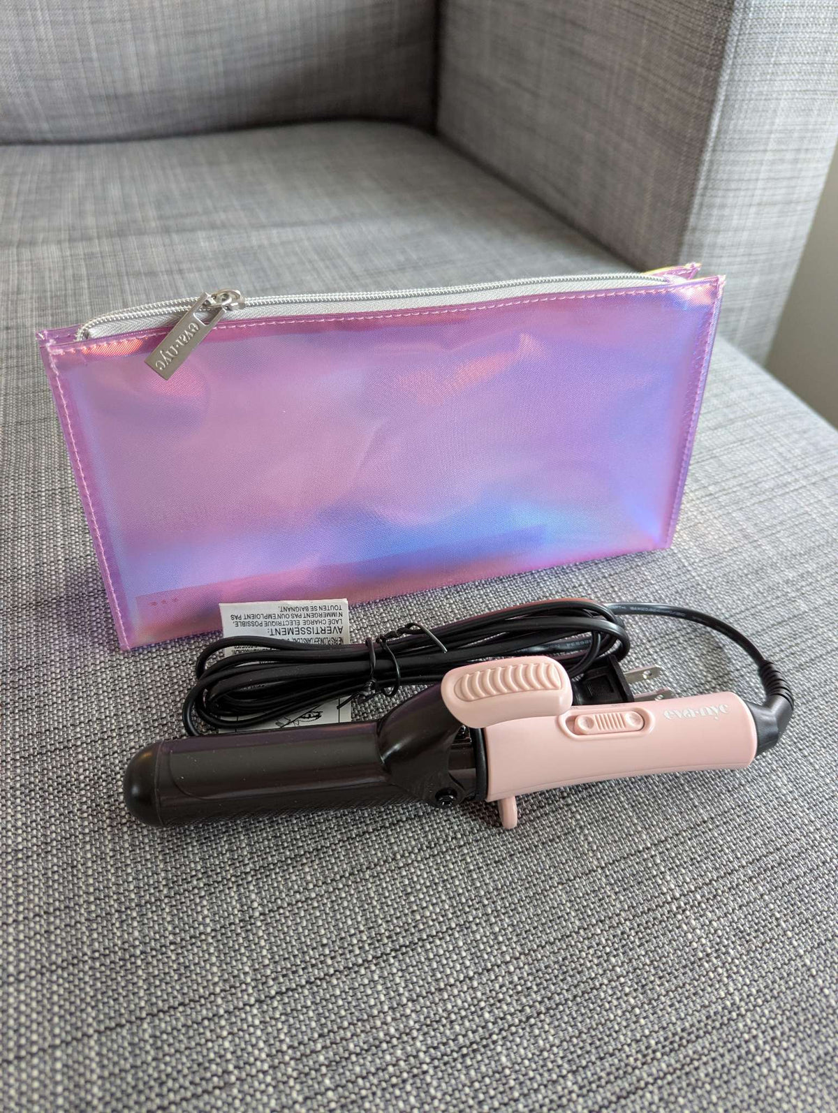NWOT Eva NYC travel curling iron
