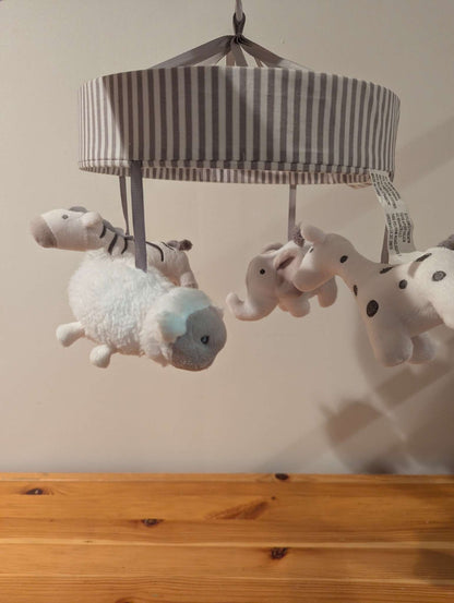 Crib Mobile Animals: Sheep Elephant Giraffe Zebra