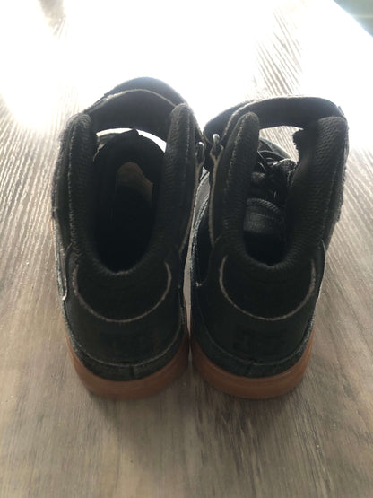 DC Hightops, Shoes 1 (Kids:4-8yr)