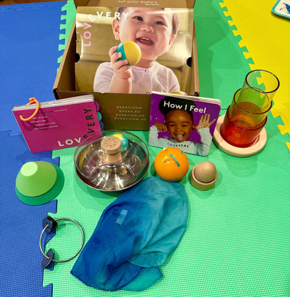 Lovevery - 'The Explorer' Play Kit