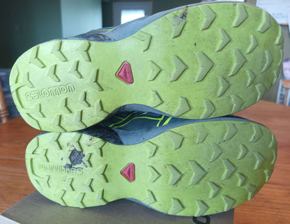 Salomon Speedcross Waterproof Hiking Runners - size 3 youth, Shoes 3 (Kids:4-8yr)