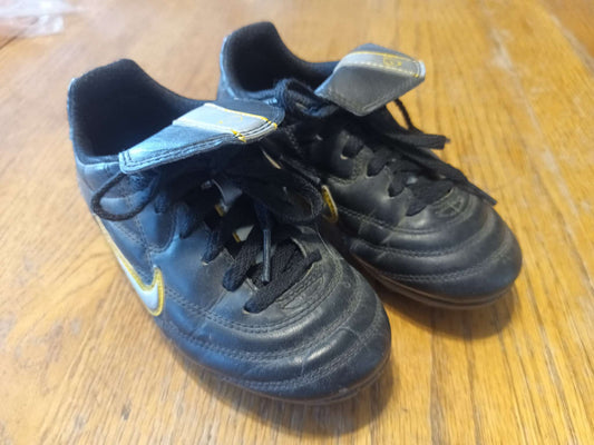 Nike Soccer Cleats - size 11.5, Shoes 11.5 (Toddler:2-4yr)
