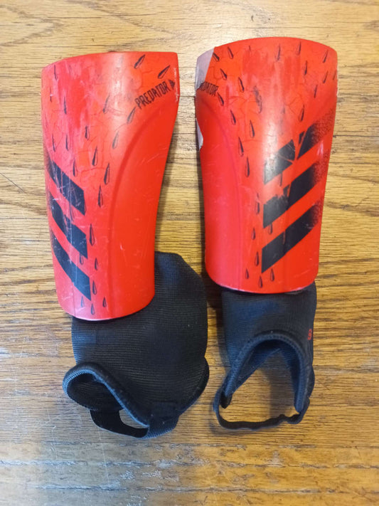 Adidas Predator Shin Guards - size XS (2-5yrs)