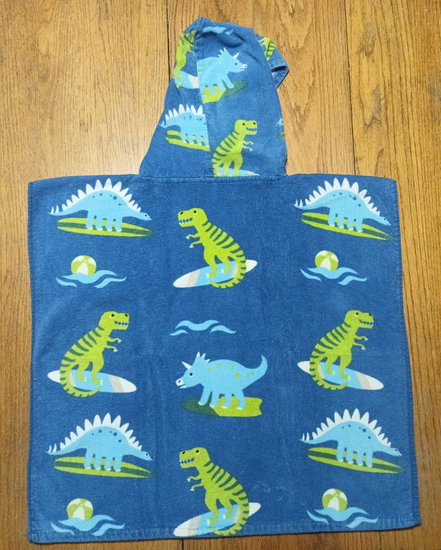 Wonder Co Surfing Dinosaurs Hooded Towels - Toddler Size