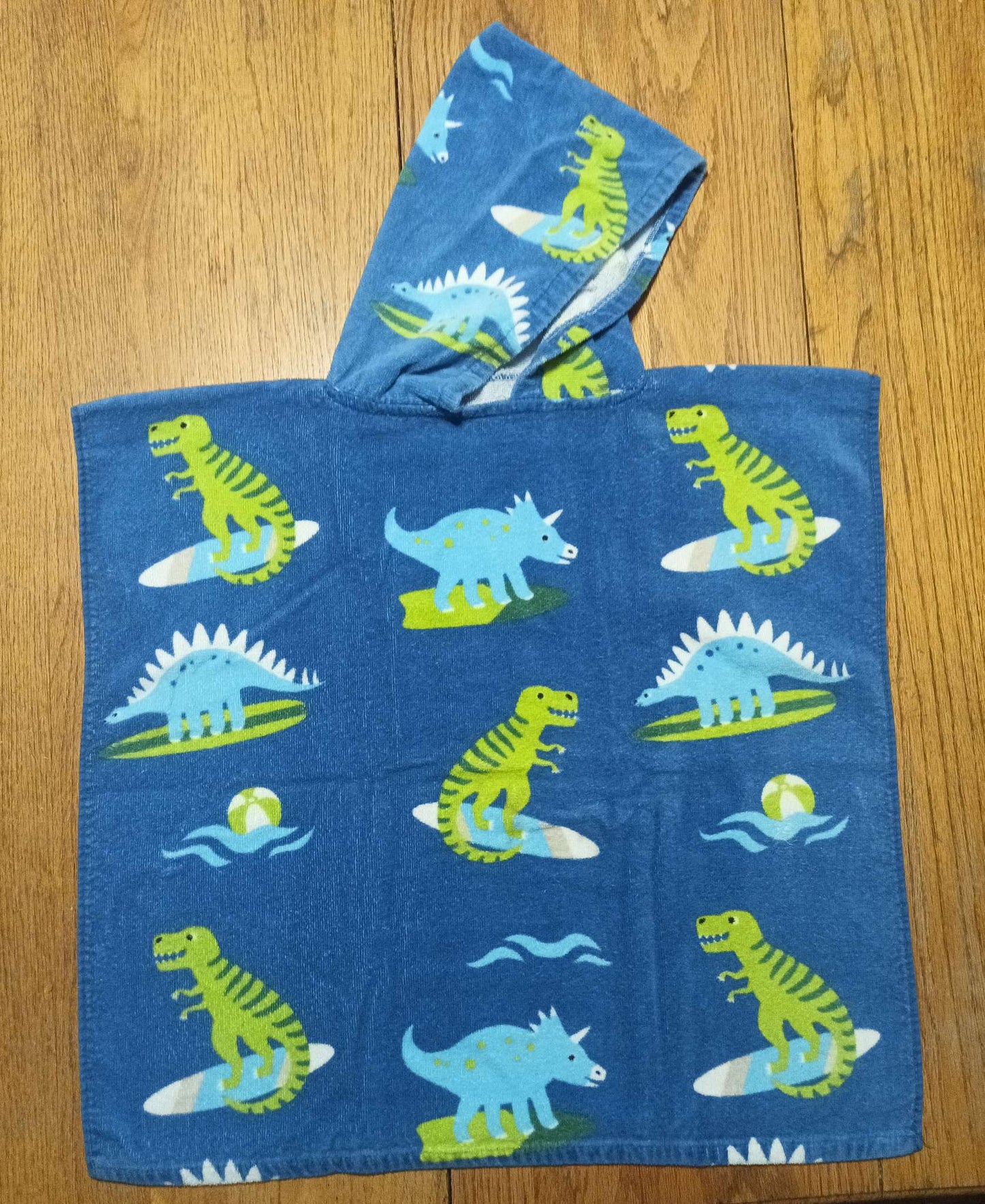 Wonder Co Surfing Dinosaurs Hooded Towels - Toddler Size