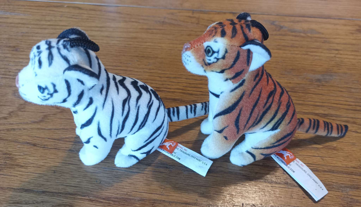 Wild Republic White and Orange Tigers