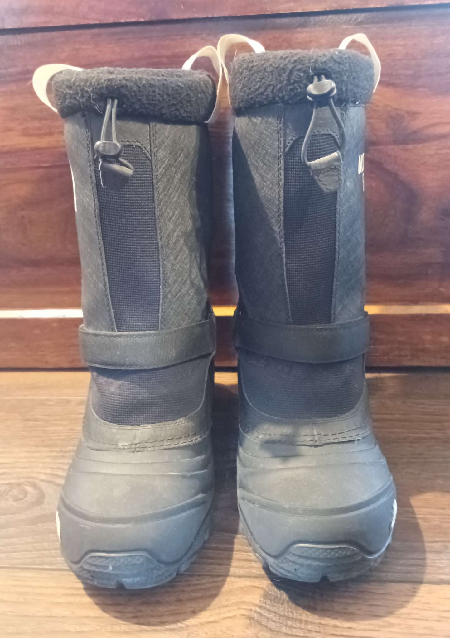 The North Face Snow Boots - size 6 youth (big kids), Shoes 3 (Kids:4-8yr)