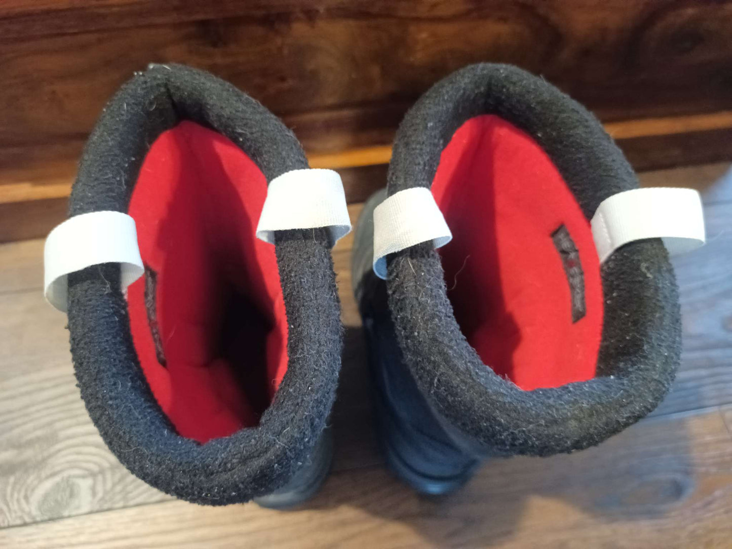 The North Face Snow Boots - size 6 youth (big kids), Shoes 3 (Kids:4-8yr)
