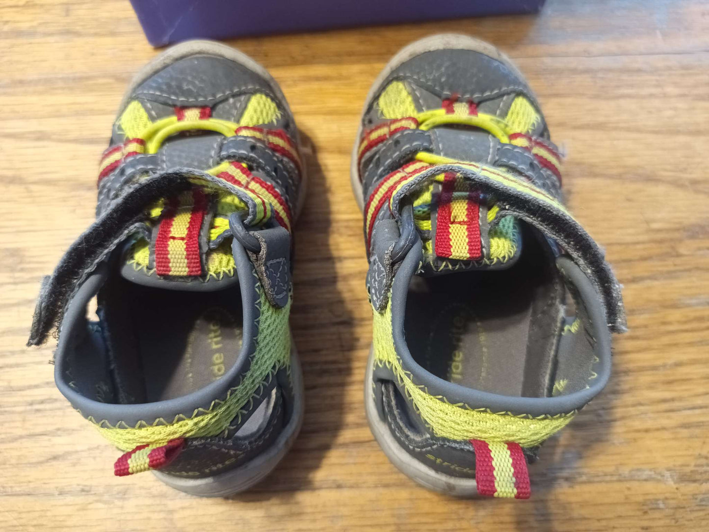 Stride Rite - Baby Riff Sandals - toddler size 4, Shoes 4 (Baby: 0-12 mth)