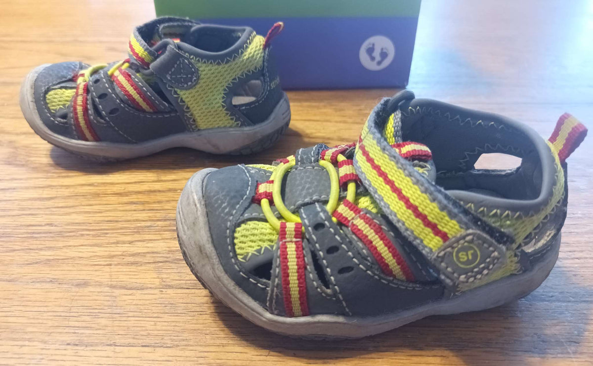 Stride Rite - Baby Riff Sandals - toddler size 4, Shoes 4 (Baby: 0-12 mth)