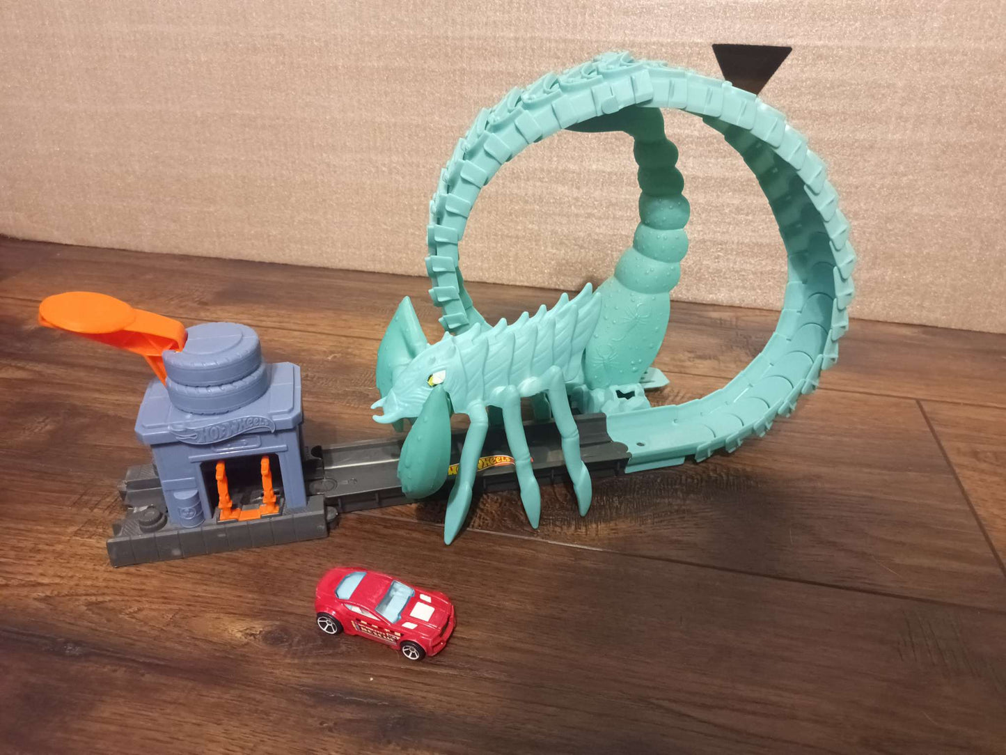 Hot Wheels - Toxic Scorpion Attack