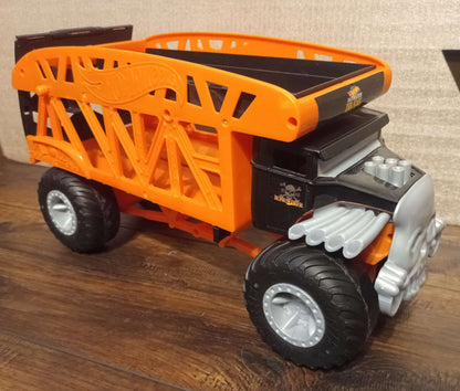 Hot Wheels - Monster Truck Hauler Carrier