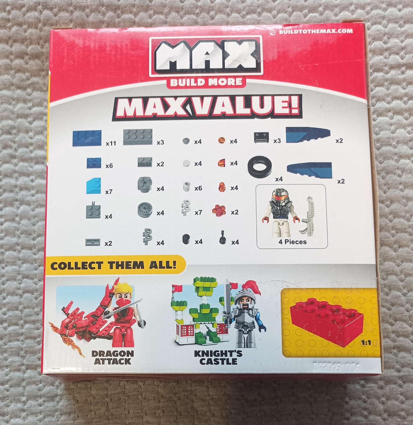 Zuru MAX - Space Hunter MSRP:$10usd