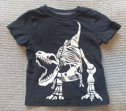 Baby Boys Sweater & T-shirt Lot - size 12 month, Kids 12 Month (9-12M)