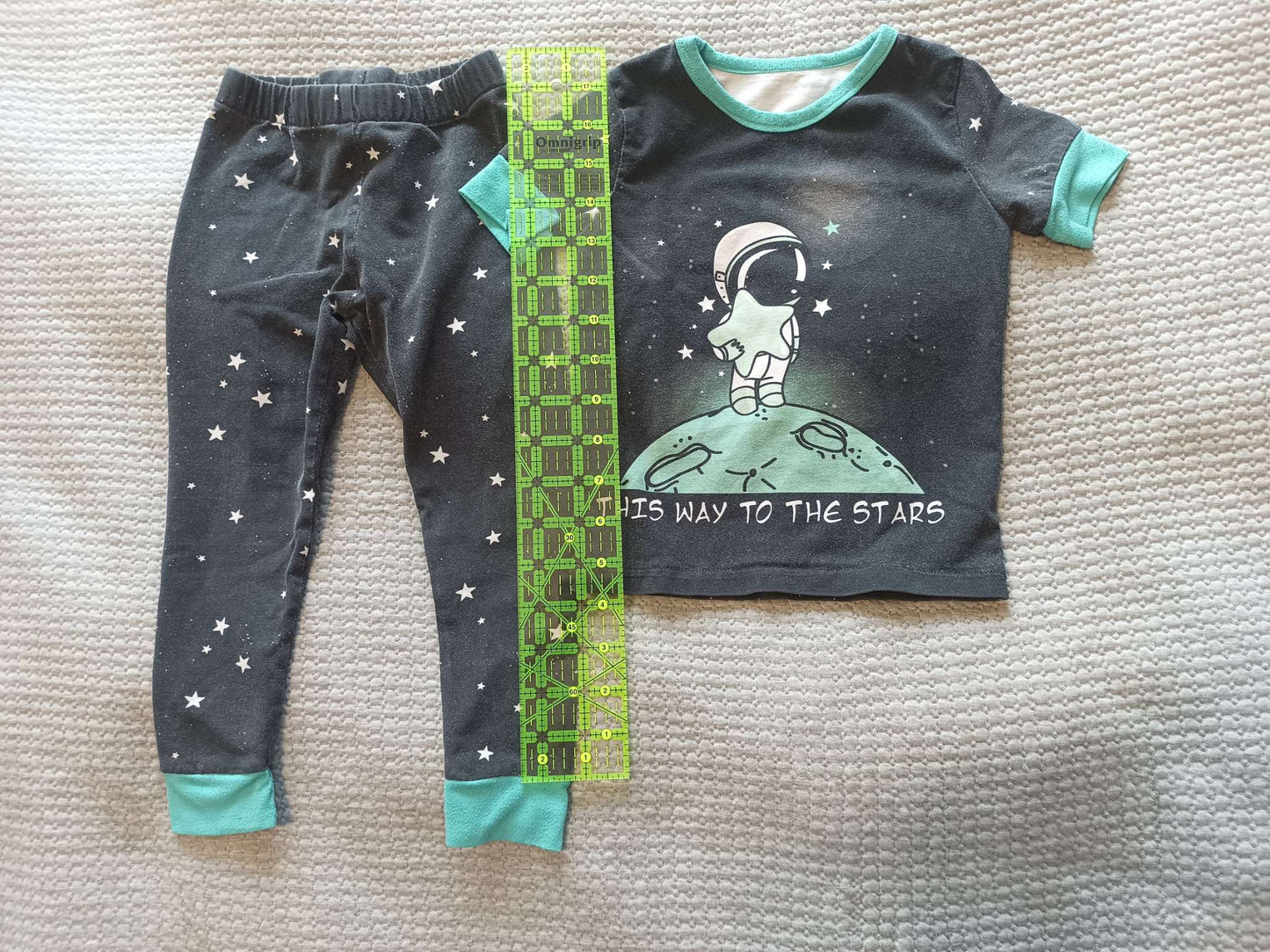 Small Shop/Handmade - Space PJ's - size 18 month, Kids 18 Month (12-18M)
