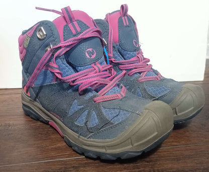 Merrell Capra Waterproof Hiking Shoes - size 4 (big kids), Shoes 4 (Big Kids:8–12yr)