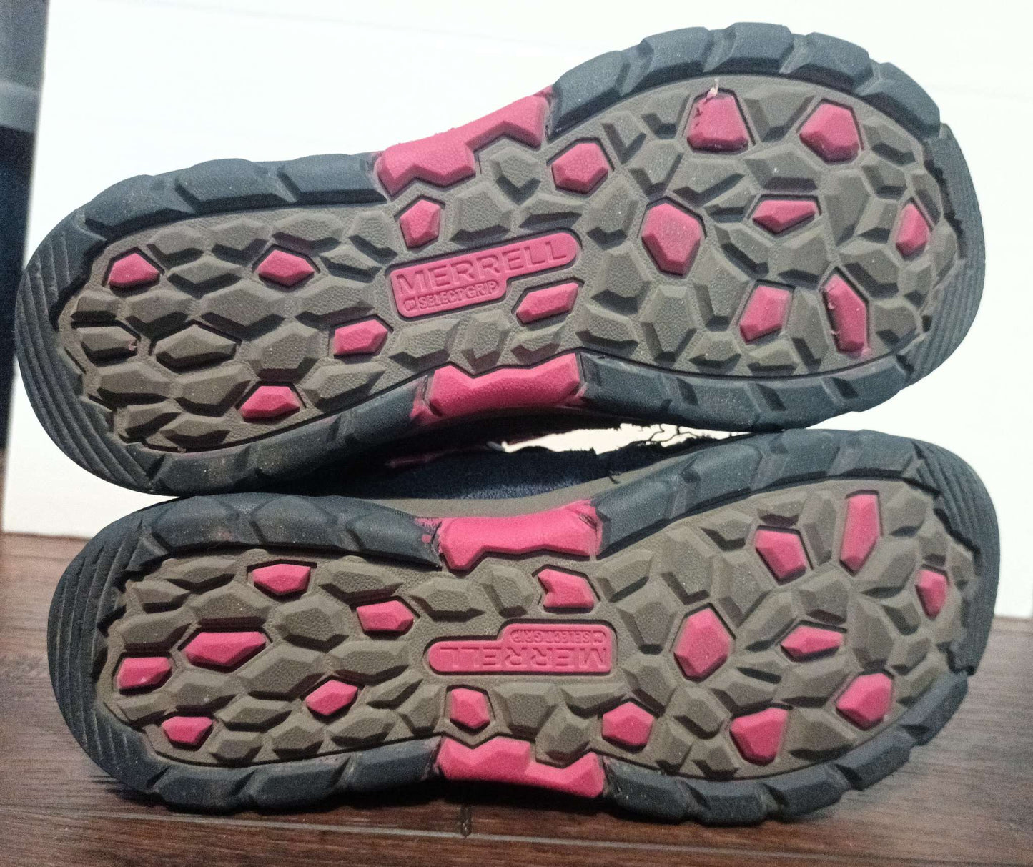 Merrell Capra Waterproof Hiking Shoes - size 4 (big kids), Shoes 4 (Big Kids:8–12yr)
