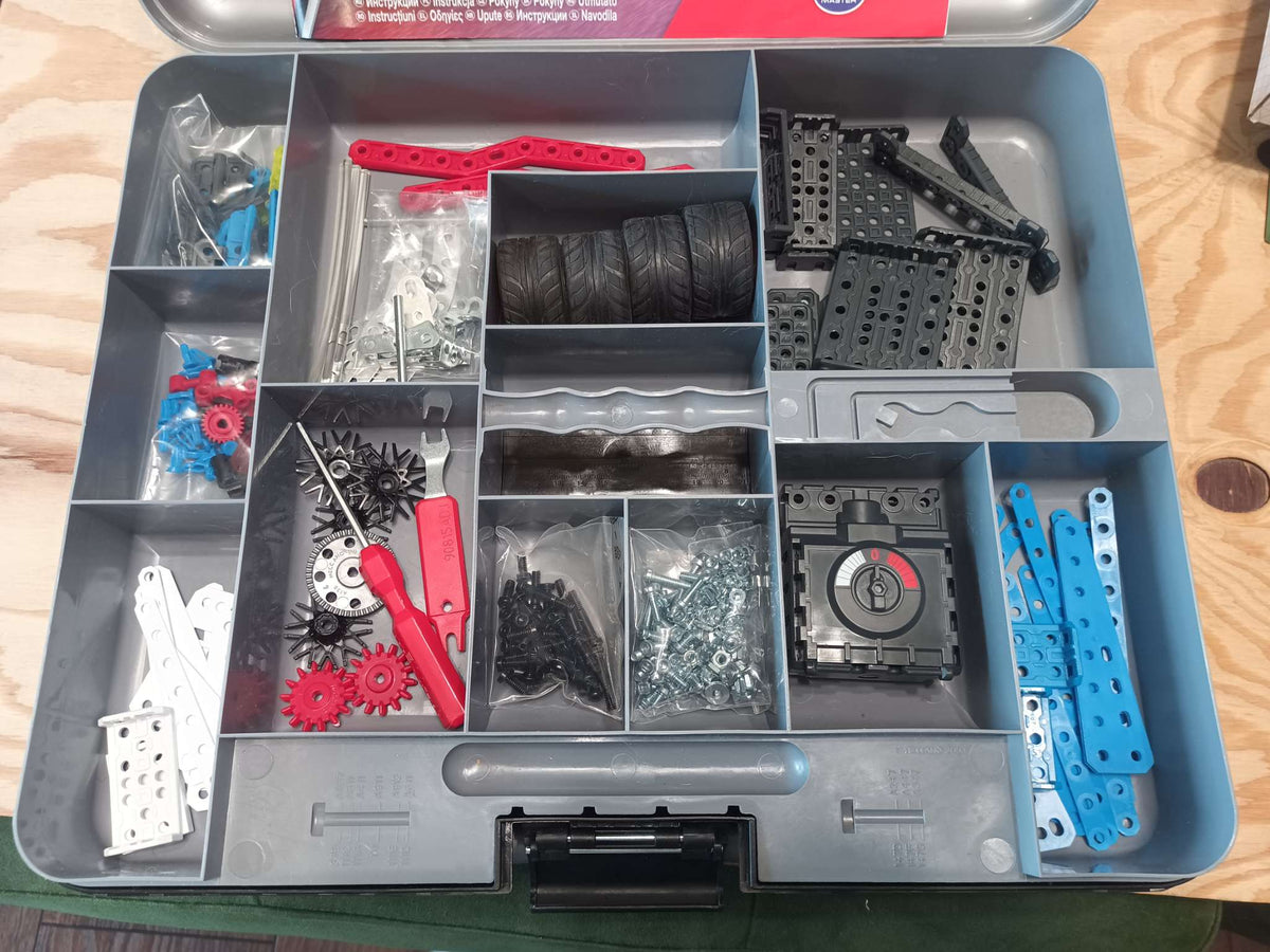 Meccano Championship Race Car - 27in1 Build Set #19205